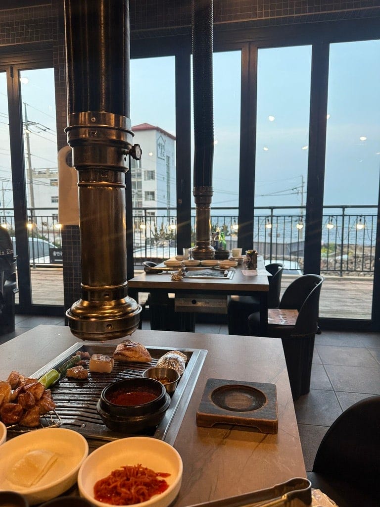 Aewol Black Pork BBQ: Godokan, Ocean Views Near Dyne Oceano